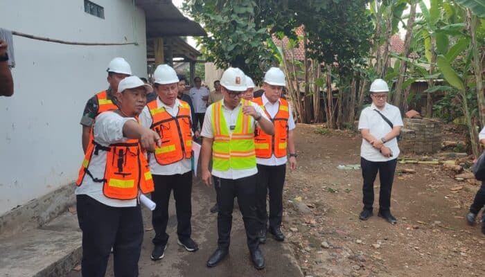 Pilar Saga memastikan penataan Kampung Keranggan selesai Desember 2026 dengan fokus pembangunan infrastruktur dasar bagi warga.