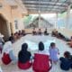 Mahasiswa KUKERTA UIN SMH Banten Kelompok 30 gelar bimbingan belajar CALISTUNG dan Bahasa Inggris untuk anak Lebak Lame.