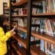 Wakil Bupati Tangerang meresmikan perpustakaan modern pertama dari enam lokasi yang dibangun di Kabupaten Tangerang tahun 2026.