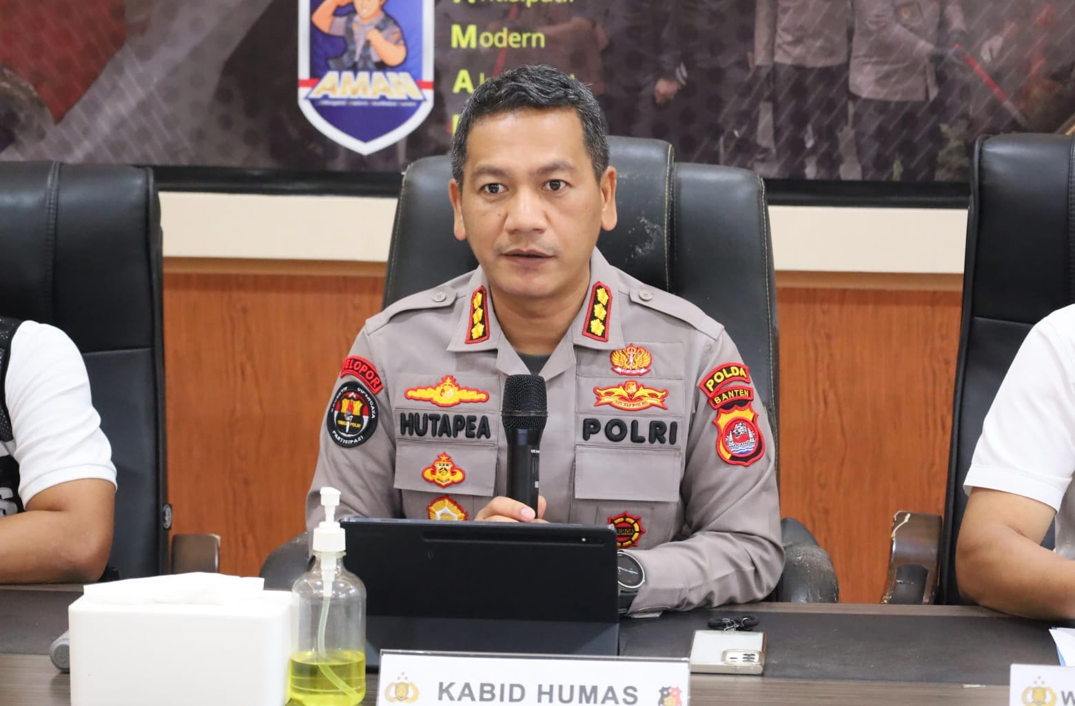 Kasus dugaan penculikan dan pengeroyokan di Lebak masuk tahap penyidikan, polisi amankan tersangka serta sejumlah barang bukti.