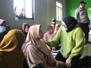 Gunakan Masker dan Segera Berobat, Ini Imbauan Wabup Tangerang untuk Warga Terdampak Asap TPA Jatiwaringin