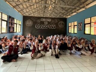 Berani Baik, Berani Peduli: Mahasiswa KUKERTA UIN SMH Banten Sosialisasikan Pencegahan Bullying di SMP Nur Utami Kencana