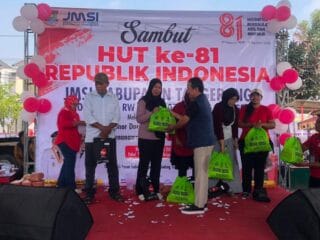 JMSI Kabupaten Tangerang dan Warga Sodong Village Bagikan 200 Paket Sembako Sambut HUT RI
