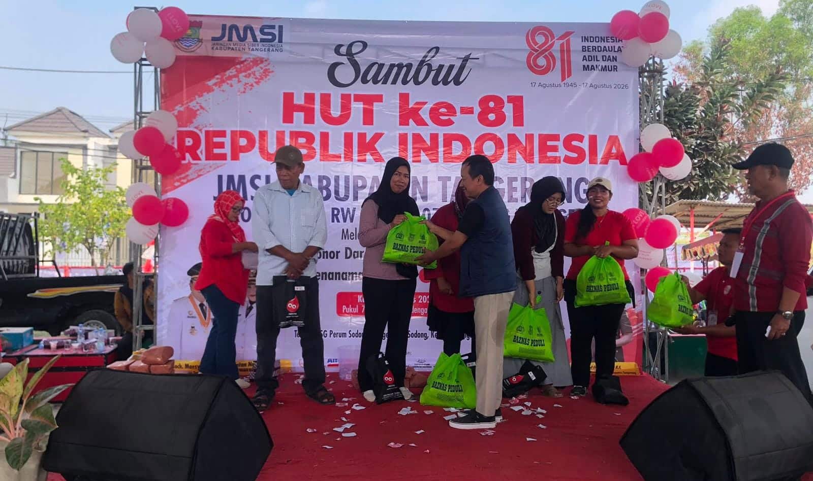 Sambut HUT RI ke-81, JMSI dan warga Sodong Village gelar aksi sosial, donor darah, pembagian sembako serta tanam 200 pohon.