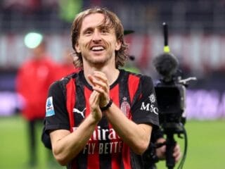 Luka Modric Perpanjang Kontrak di AC Milan, Tegaskan Belum Pensiun karena Masih Menikmati Sepak Bola