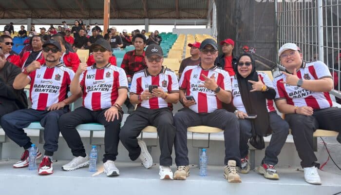 Soekarno Cup U-17 2026 resmi bergulir di Surabaya. Wanto Sugito menekankan sportivitas dan pentingnya meraih kemenangan secara terhormat.