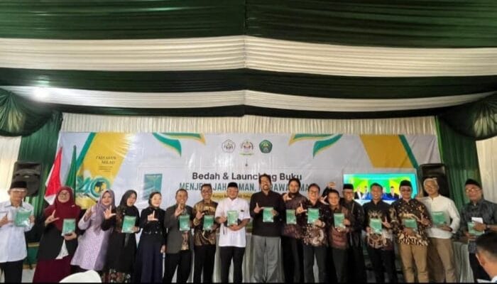 Bedah buku 40 tahun IAILM Suryalaya menjadi ruang refleksi pendidikan Islam, literasi, dan warisan pemikiran Abah Anom.