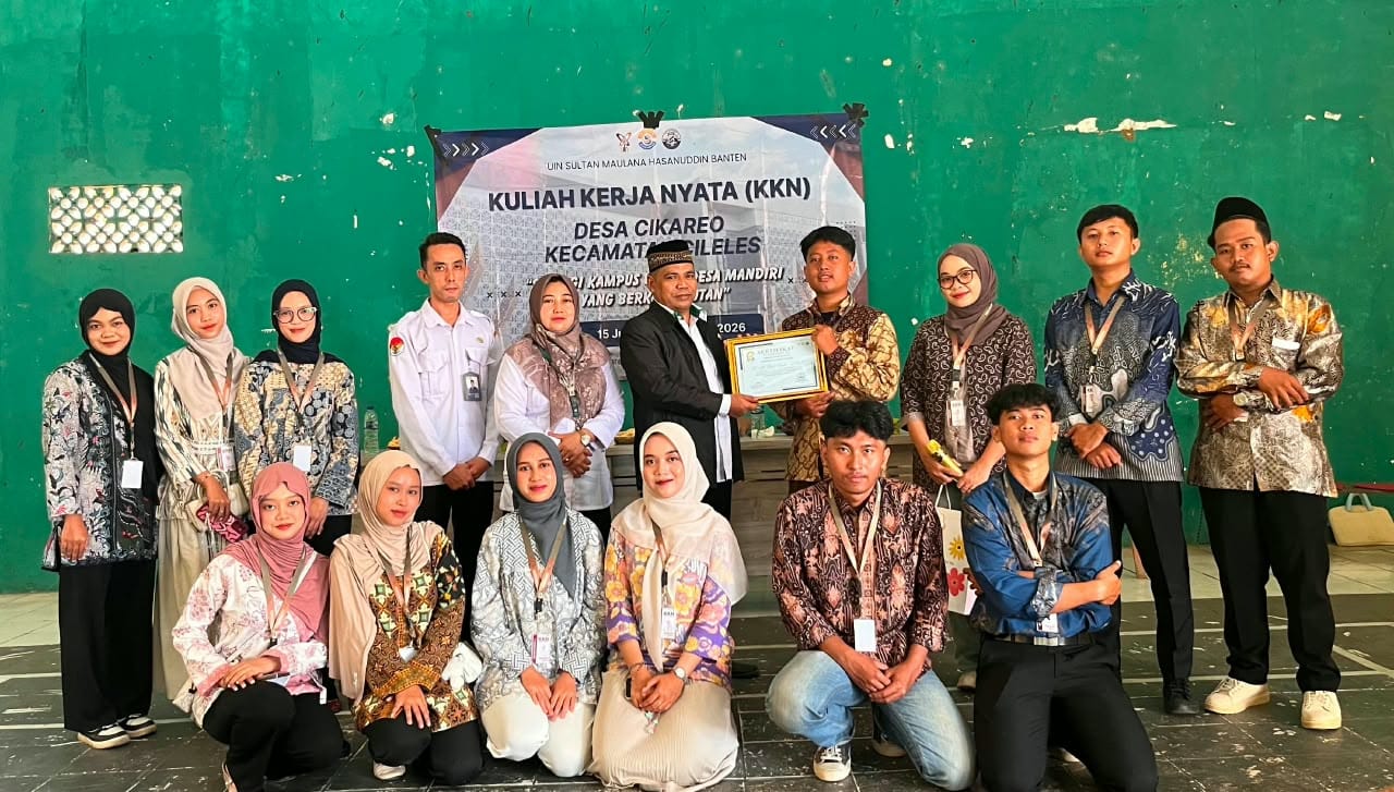 KKN Kelompok 11 UIN Banten gelar sosialisasi isbat nikah untuk tingkatkan kesadaran warga Cikareo soal administrasi pernikahan.