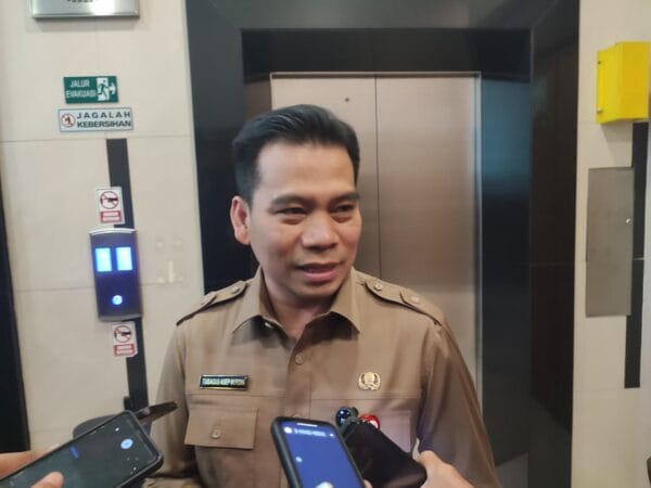 Asep Nurdin Ingatkan Remaja Tangsel, Gawai dan Media Sosial Bisa Ganggu Kesehatan Mental