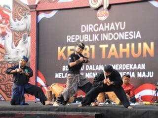 Debus hingga Deklarasi Kebangsaan Warnai Kirab Merah Putih di Kota Tangerang