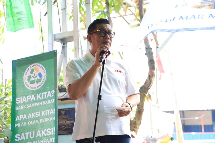 Wakil Wali Kota Tangerang Maryono apresiasi panen raya 200 kilogram ikan patin di Kampung Wisata Keramba 22 Gebang Raya.