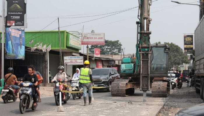 Rekonstruksi Jalan Cangkudu–Cisoka sepanjang 1.380 meter dibagi dua segmen dengan anggaran Rp12,1 miliar dari APBD 2026.