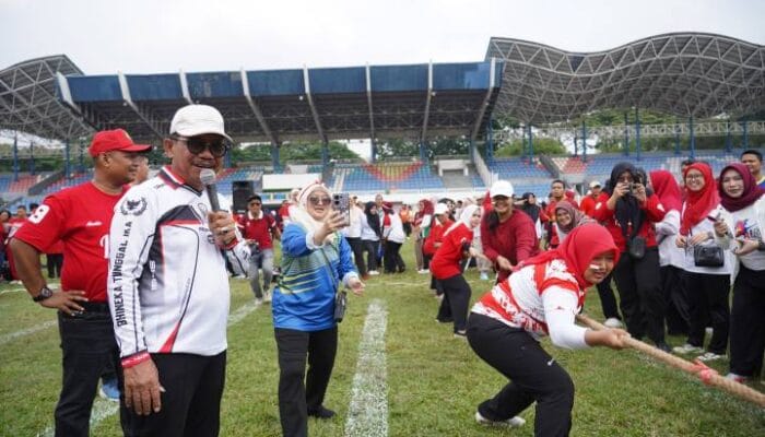Lomba kemerdekaan Pemkot Tangerang menjadi momentum mempererat silaturahmi, kekompakan, dan sinergi antarunsur pemerintahan.
