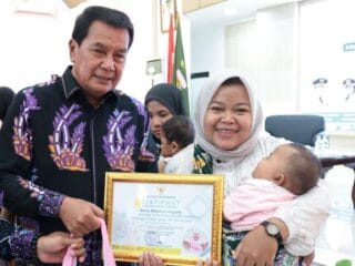 Bupati Tangerang Hadiri Wisuda ASI 2026, 132 Bayi Raih Sertifikat ASI Eksklusif