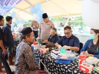 Satlantas Polresta Tangerang Gelar Cek Kesehatan Gratis di Masjid Al-Amjad