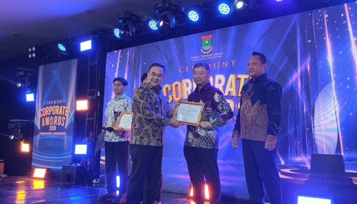 29 perusahaan di Kabupaten Tangerang menerima Corporate Awards 2026 sebagai apresiasi atas kepatuhan dan hubungan industrial yang harmonis.