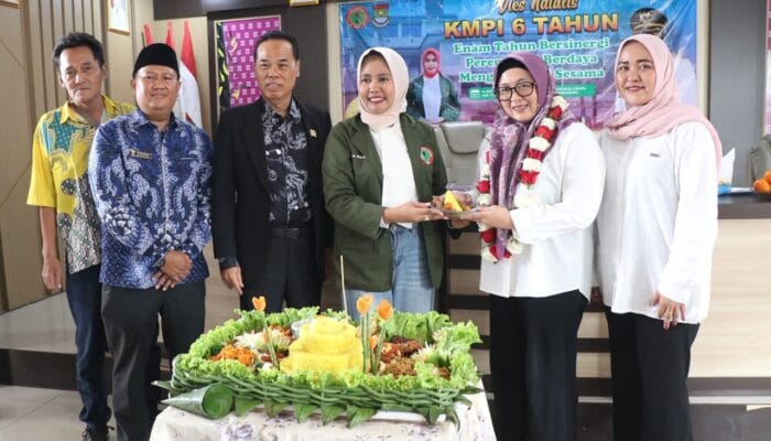 Harlah ke-6 KMPI, Wabup Intan mendorong perempuan berani bersuara dan memperkuat edukasi pencegahan kekerasan.