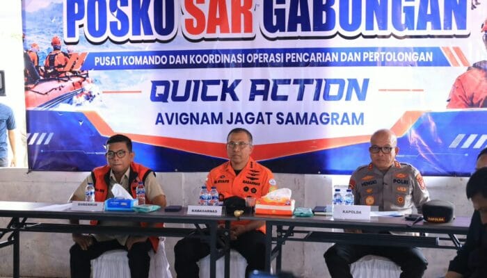Pencarian delapan orang di sekitar Gunung Anak Krakatau diperluas menjadi enam sektor dengan melibatkan unsur laut dan udara.