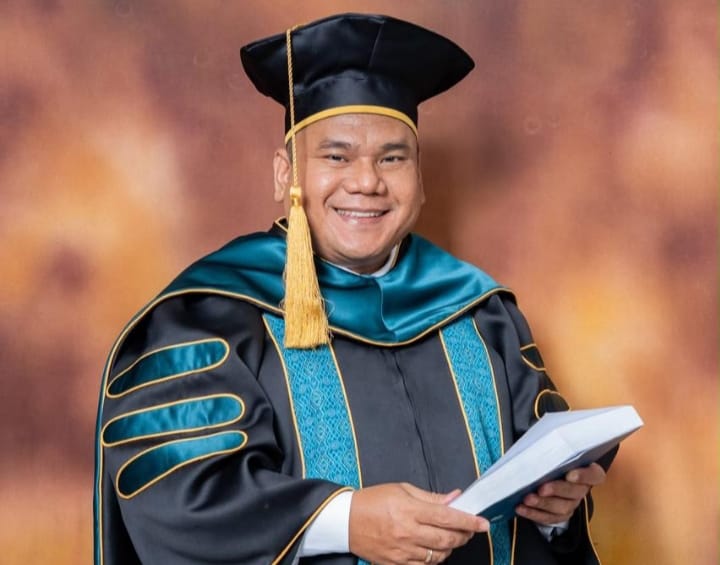 Raih gelar Guru Besar UIN Jakarta, Prof. Hasani mengembangkan Tafsir Maqasidi untuk menjawab tantangan teknologi dan perubahan zaman.