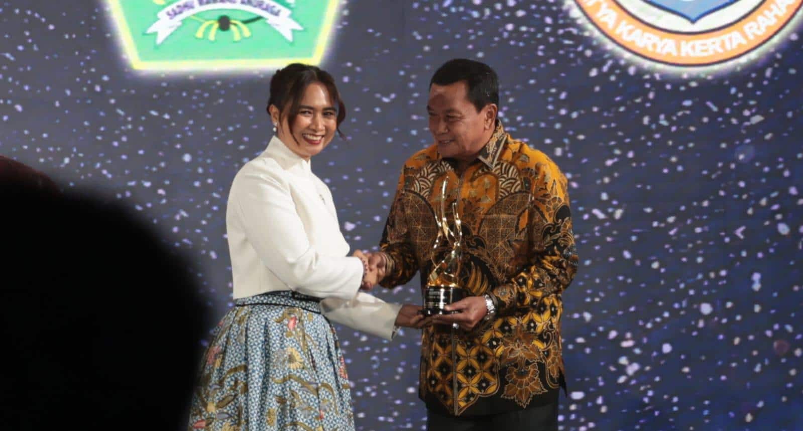 UMKM Kabupaten Tangerang tumbuh menjadi 78.506 unit pada 2025 dan mengantarkan Pemkab meraih penghargaan ekonomi kreatif.