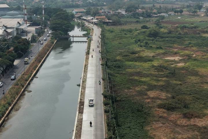 Empat ruas jalan di Kota Tangerang, mulai dari Neglasari hingga Periuk, berhasil diperbaiki dan kembali digunakan masyarakat.