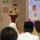 Bupati Maesyal Rasyid menargetkan 1.100 pesantren di Kabupaten Tangerang tuntas mendapat program Aspontren dan Sanitren.