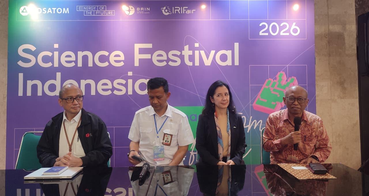 BRIN mengenalkan teknologi nuklir dan antariksa kepada ribuan siswa SMA dan mahasiswa dalam Science Festival Indonesia 2026.