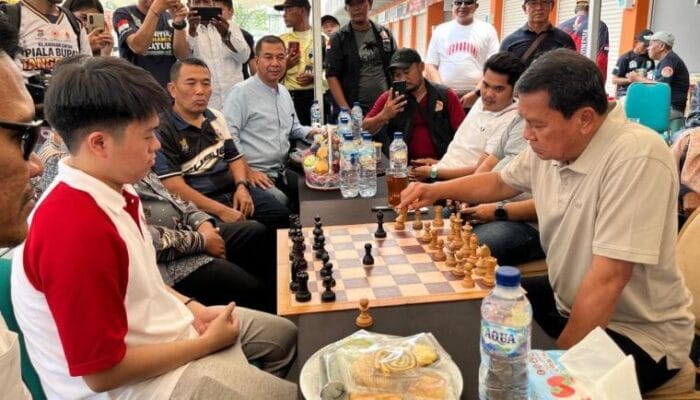 Turnamen Catur U-17 Kabupaten Tangerang menjadi ajang pembinaan bibit atlet muda untuk meraih prestasi hingga level internasional.