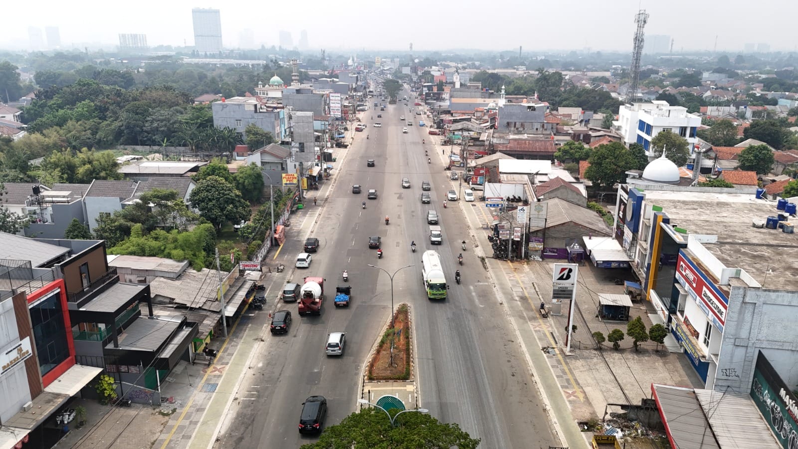 Dua U-Turn disiapkan di Jalan Rawa Buntu Tangsel untuk mencegah putar balik sembarangan yang memicu kemacetan dan kecelakaan.