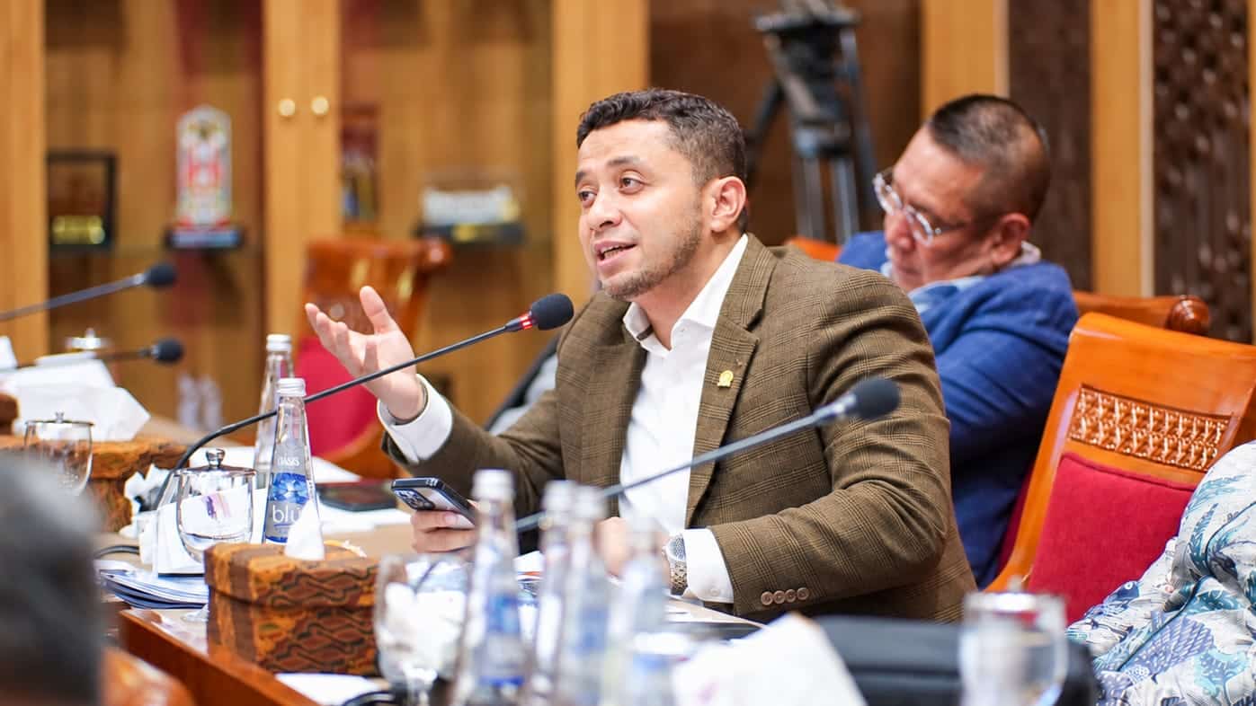 Habib Idrus meminta BI dan OJK mengantisipasi dampak regulasi ketenagakerjaan terhadap cicilan kredit pekerja, daya beli, dan stabilitas perbankan.