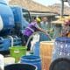 Perumdam TKR salurkan lebih dari 2,5 juta liter air bersih untuk membantu warga Kabupaten Tangerang terdampak kekeringan akibat kemarau panjang.