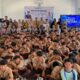 Mahasiswa PLP UIN Banten bersama kepolisian mengedukasi siswa SMPN 2 Pandeglang tentang kenakalan remaja dan penguatan karakter pelajar.