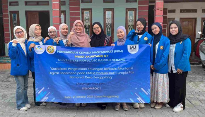 Mahasiswa Unpam Serang mengenalkan aplikasi SIAPIK kepada UMKM MJ Lumpia di Ciruas untuk memudahkan pencatatan dan pengelolaan keuangan usaha.
