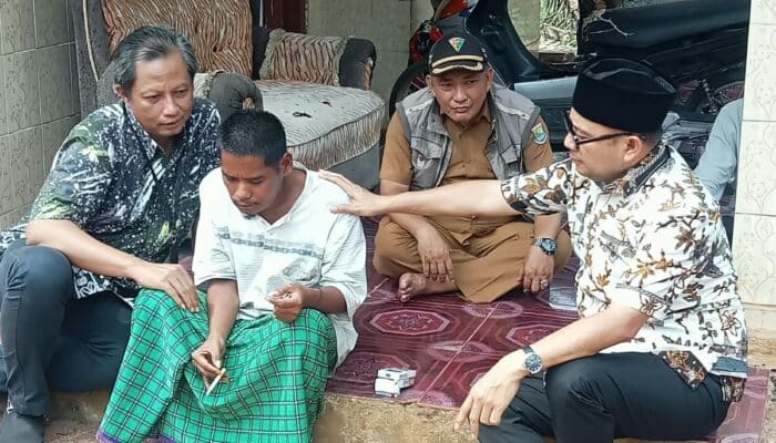 Gus Imron mendampingi keluarga di Kabupaten Tangerang yang menghadapi gangguan kejiwaan hingga mendapat rehabilitasi di RSJ Grogol.