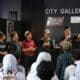 Pemkot Tangsel memanfaatkan City Gallery untuk mendukung ekonomi kreatif melalui pameran lukisan Nganjang Ka Baduy selama 10 hari.