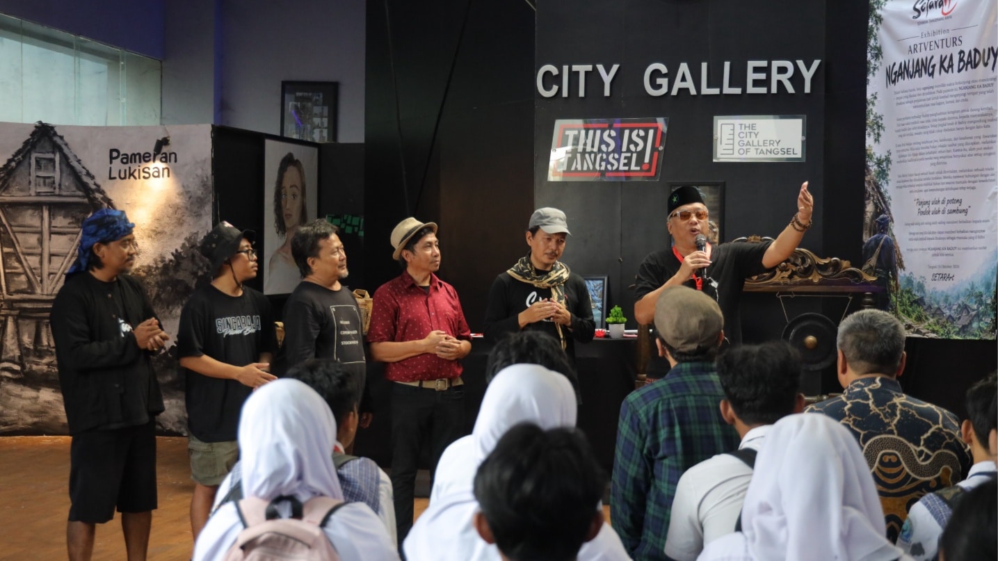 Pemkot Tangsel memanfaatkan City Gallery untuk mendukung ekonomi kreatif melalui pameran lukisan Nganjang Ka Baduy selama 10 hari.