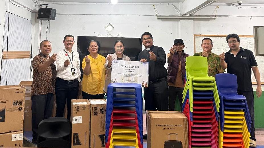 Pegadaian Kanwil IX Jakarta 2 menyalurkan bantuan bagi gereja di Banten melalui program Peduli Rumah Ibadah yang inklusif dan berkelanjutan.
