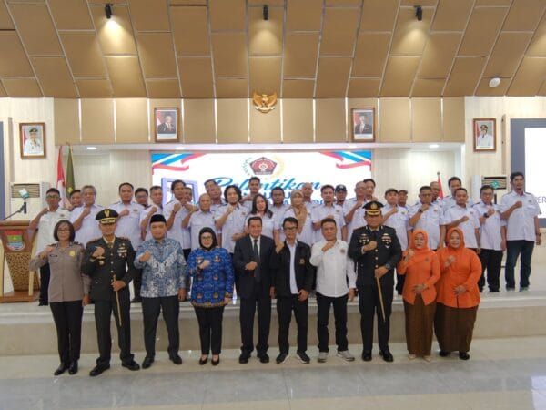 30 Pengurus PWI Kabupaten Tangerang Dilantik, Hendra Tekankan Soliditas Organisasi