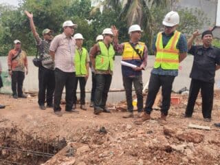 Tinjau Turap dan Pompa di Titik Rawan Genangan, Pilar Dorong Warga Jaga Kebersihan Kali